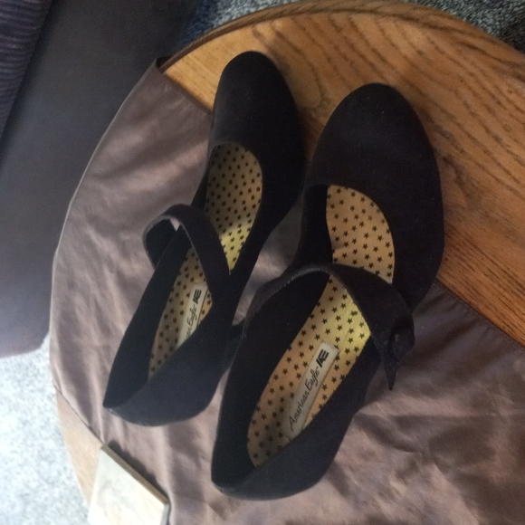 Ladies AMERICAN EAGLE OUTFITTERS Heels - Picture 3 of 3